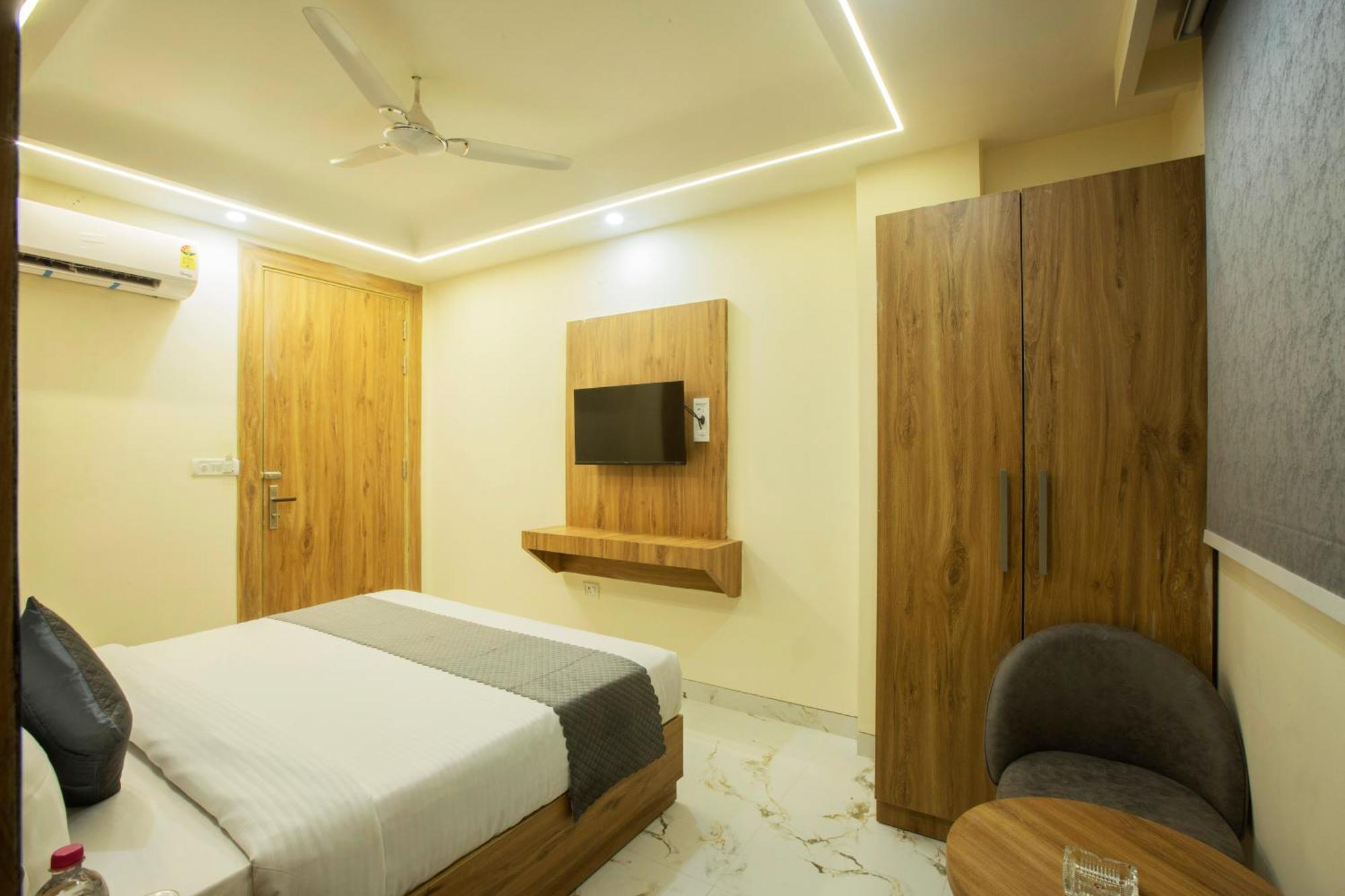 Hotel Luxe Manor Near Delhi Airport New Delhi Eksteriør bilde