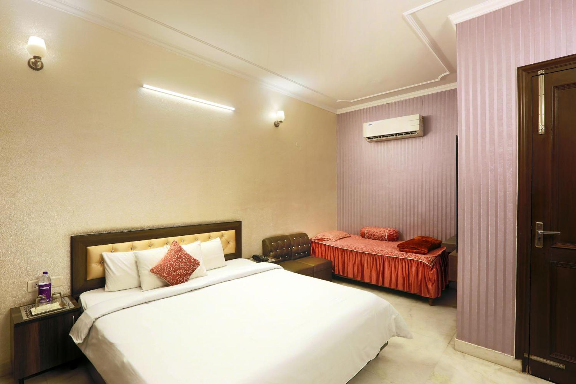 Hotel Luxe Manor Near Delhi Airport New Delhi Eksteriør bilde