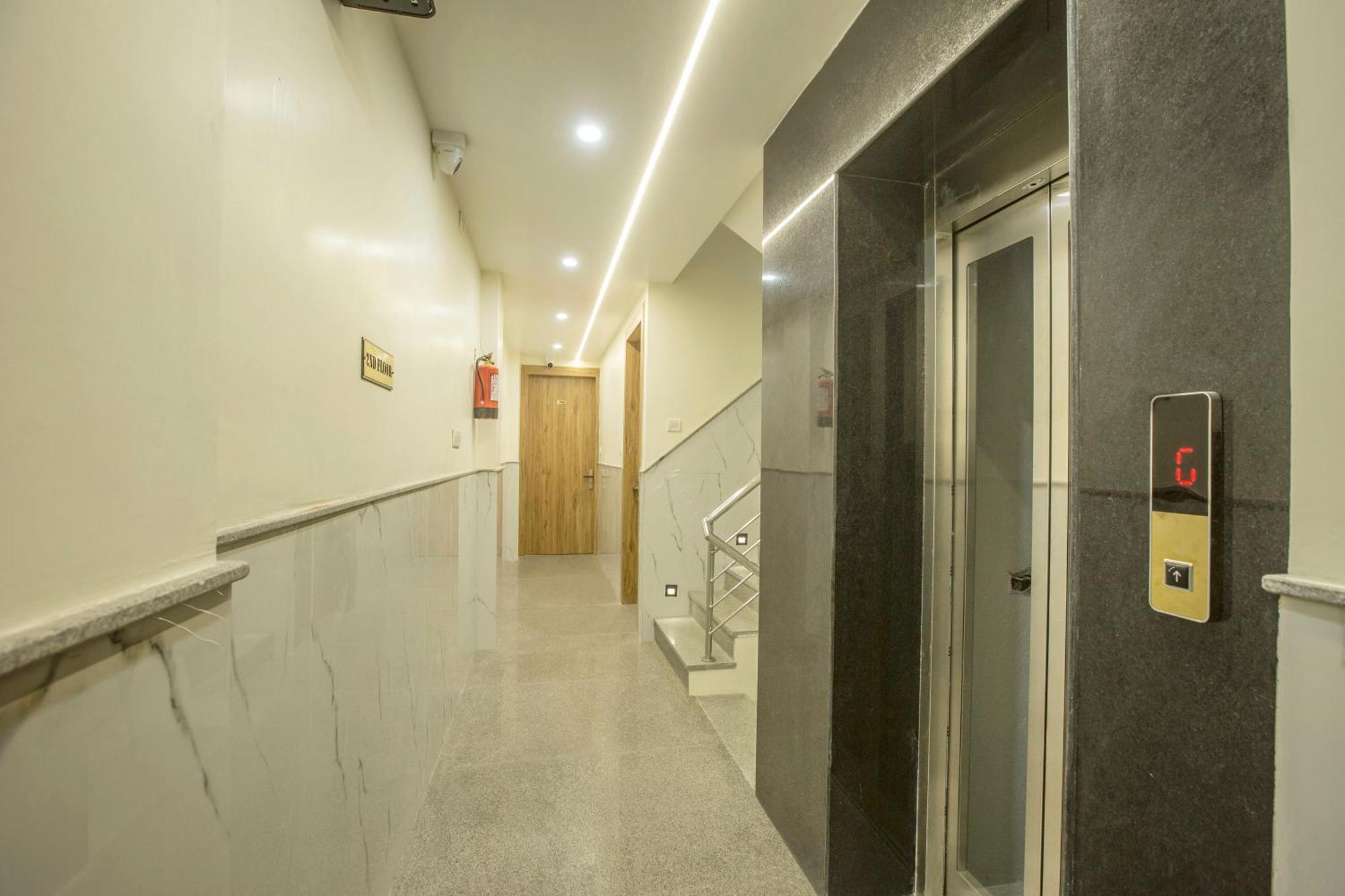 Hotel Luxe Manor Near Delhi Airport New Delhi Eksteriør bilde