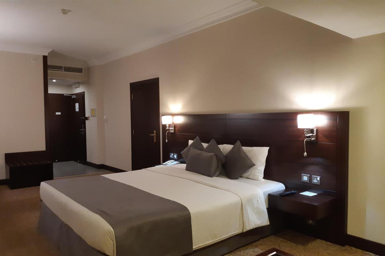 Hotel Luxe Manor Near Delhi Airport New Delhi Eksteriør bilde